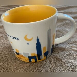 New York Skyline Mug - Yellow and Blue